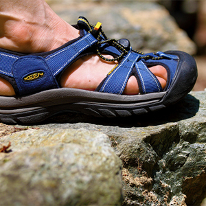 How to Get Smell Out of Keen Sandals | Get Smell Out