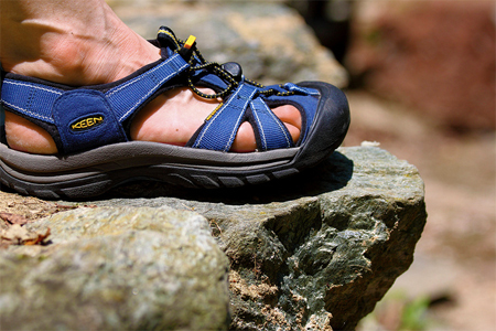 How to Get Smell Out of Keen Sandals