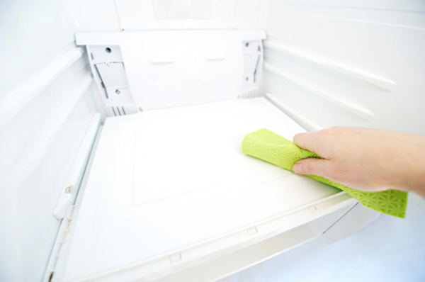 How to Get Smell Out of Refrigerator