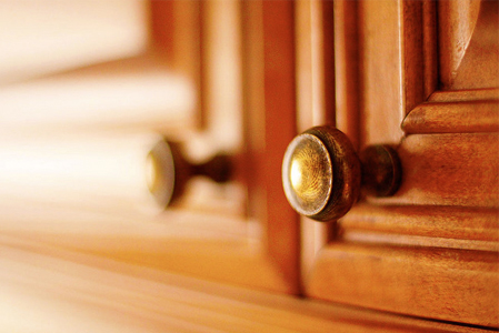 How to Get Smell Out of Cupboard